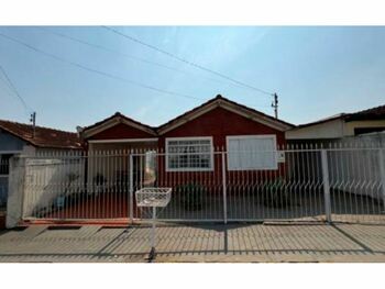 Casa em leilão - Rua José Oliveira Mafra, 49 - São Sebastião do Paraíso/MG - Itaú Unibanco S/A  | Z33535