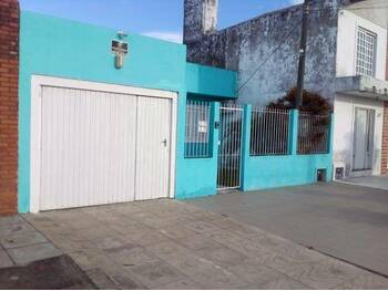 Casa em leilão - Rua Visconde do Rio Branco, 969 - Rio Grande/RS - Banco Santander Brasil S/A | Z33610
