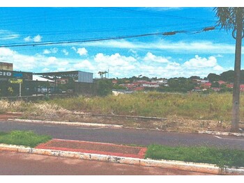 Terrenos e Lotes em leilão - Rua Vinte e Seis, s/n - Ituiutaba/MG - Banco Cooperativo Sicoob S.A. | Z33548