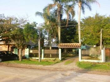Casa em leilão - Rua Novo Hamburgo, 448 - Pelotas/RS - Banco Santander Brasil S/A | Z33610
