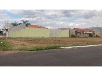 Terrenos e Lotes em leilão - Rua Orester Rosseto, s/nº - Mineiros do Tietê/SP - Banco Santander Brasil S/A | Z33610