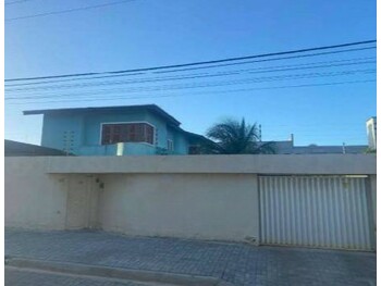 Casa em leilão - Rua Tainha, 92 - Aquiraz/CE - Banco Santander Brasil S/A | Z33610