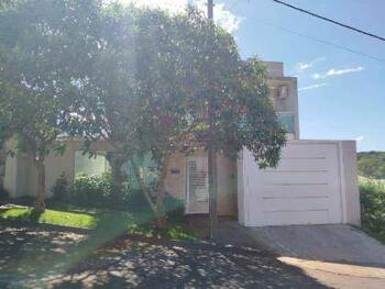 Casa em leilão - Rua Lauro José Lopes, s/n - Ivaiporã/PR - Banco Santander Brasil S/A | Z33610