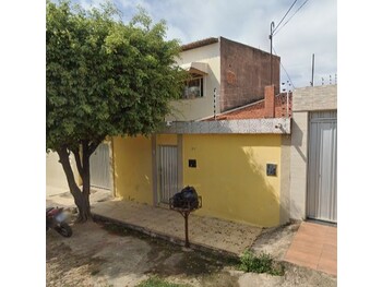 Casa em leilão - Rua Nazur da Cruz Feitosa, 90 - Crato/CE - Banco Bradesco S/A | Z33583