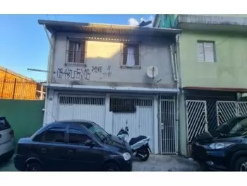Casa em leilão - rua sernambitiba, 39 - são paulo/sp - itaú unibanco s/a | z33535