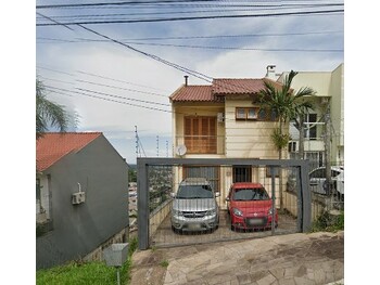 Casa em leilão - Avenida Altos do Santa Rita, 480 - Porto Alegre/RS - Banco Santander Brasil S/A | Z33176