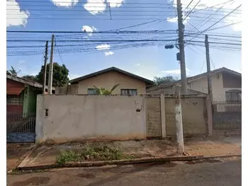 Casa em leilão - rua benedito perino, 653 - ourinhos/sp - banco bradesco s/a | z33583