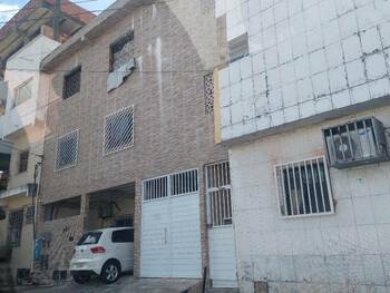 Casa em leilão - Rua Desembargador Amâncio de Souza, 221 - Salvador/BA - Banco Santander Brasil S/A | Z33610
