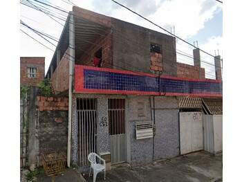 Casa em leilão - Rua Bom Jardim, 60 - Camaçari/BA - Banco Santander Brasil S/A | Z33271