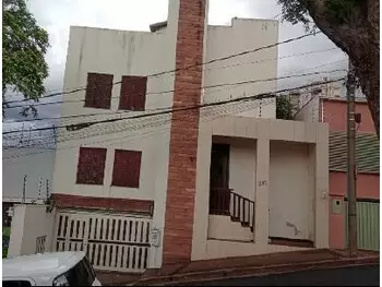 Casa em leilão - rua antônio carlos, 200 - uberaba/mg - itaú unibanco s/a | z33535