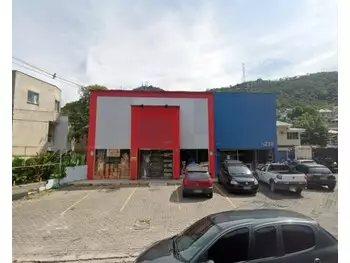 Lojas em leilão - estrada do cafundá, 3220 - rio de janeiro/rj - banco santander brasil s/a | z33563