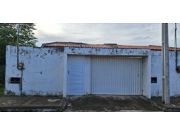 Casa em leilão - Rua Piauí, 437 - Ipu/CE - Banco Santander Brasil S/A | Z33197
