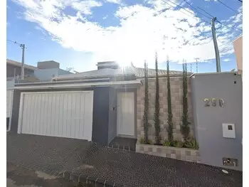 Casa em leilão - rua d, 290 - catalão/go - banco cooperativo sicoob s.a. | z33689