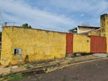 Casa em leilão - Rua Lucélia, 101 - Tupã/SP - Banco Santander Brasil S/A | Z33610