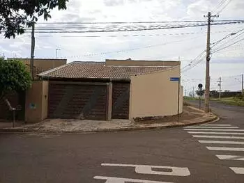 Casa em leilão - rua auro leal, 4128 - votuporanga/sp - banco santander brasil s/a | z33752