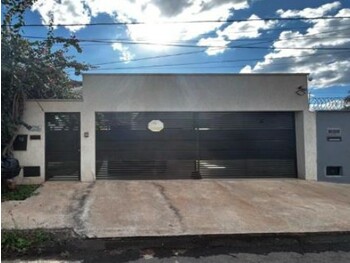 Casa em leilão - Rua Cedro, s/nº - Goiânia/GO - Banco Bradesco S/A | Z33845
