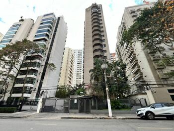 Apartamentos e Flats em leilão - Avenida Ibijaú, 199 - São Paulo/SP - Tribunal de Justiça do Estado de São Paulo | Z33733