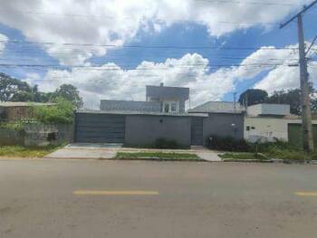 Casa em leilão - Rua Mb 18, s/n - Senador Canedo/GO - Banco Santander Brasil S/A | Z33752