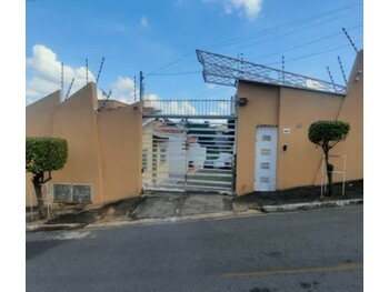 Casa em leilão - Rua dos Girassóis, 640 - Cuiabá/MT - Banco Bradesco S/A | Z33890