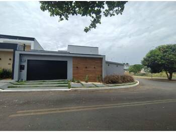 Casa em leilão - Avenida A, 91 - Caldas Novas/GO - Banco Santander Brasil S/A | Z33752