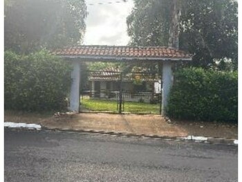 Casa em leilão - Avenida Secondo Giuseppe Targher, 488 - São Pedro/SP - Itaú Unibanco S/A  | Z33778