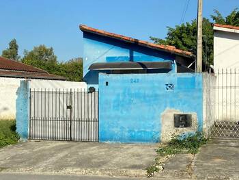 Casa em leilão - Rua Agustin Fernandes Gil, 242 - Pindamonhangaba/SP - Banco Santander Brasil S/A | Z33752