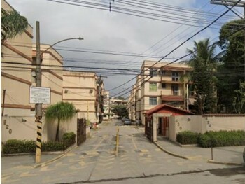 Apartamentos e Flats em leilão - Estrada Iaraqua, 620 - Rio de Janeiro/RJ - Itaú Unibanco S/A  | Z33676