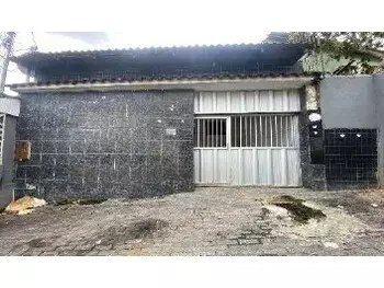 Casa em leilão - rua doutor hermenegildo campos, 145 - manaus/am - itaú unibanco s/a | z33847