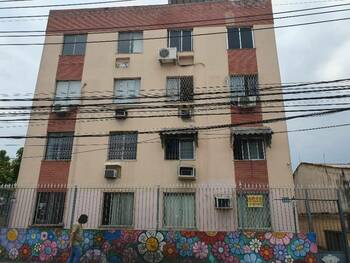 Apartamentos e Flats em leilão - Rua Cândido Benício, 916 - Rio de Janeiro/RJ - Banco Santander Brasil S/A | Z33752