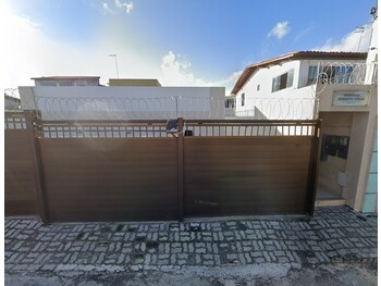 Casa em leilão - Rua Marília Tereza dos Santos, 311 - Lauro de Freitas/BA - Banco Santander Brasil S/A | Z33529