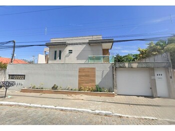 Casa em leilão - Rua Fernando de Noronha, 300 - Cabo Frio/RJ - Itaú Unibanco S/A  | Z33816