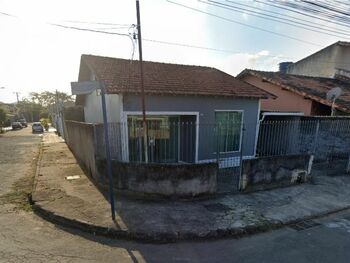 Casa em leilão - Rua Maria Aparecia da Silveira, 520 - Barra do Piraí/RJ - Banco Bradesco S/A | Z33890