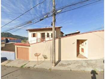 Casa em leilão - Rua Manoel de Freitas, 765 - Poços de Caldas/MG - Banco Santander Brasil S/A | Z33419