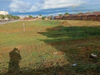 Terrenos e Lotes em leilão - Rua 31, s/nº - Caldas Novas/GO - Banco Santander Brasil S/A | Z33751