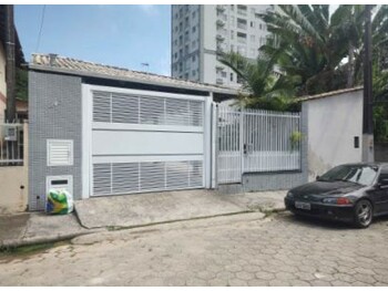 Casa em leilão - Rua 615, 203 - Itapema/SC - Banco Santander Brasil S/A | Z33419