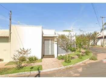 Casa em leilão - Avenida Ulysses Morello, 130 - Jaboticabal/SP - Banco Santander Brasil S/A | Z33529