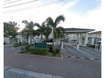 Casa em leilão - Avenida Carlos Drummond de Andrade, 159 - Jacareí/SP - Tribunal de Justiça do Estado de São Paulo | Z33836
