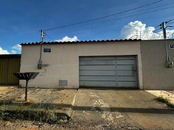 Casa em leilão - Avenida Santa Rosa, s/nº  - Guapó/GO - Banco Bradesco S/A | Z33817