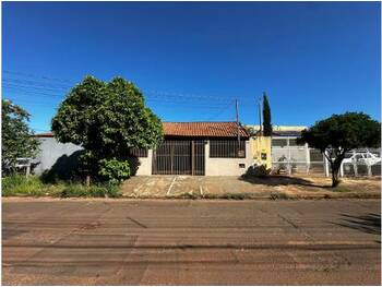 Casa em leilão - Rua Paulo Hideo Katayama, 1016 - Campo Grande/MS - Banco Santander Brasil S/A | Z33752