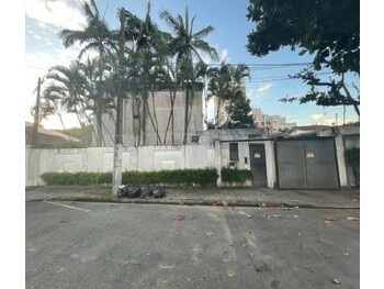 Casa em leilão - Rua Santa Rosa, 17 - Guarujá/SP - Banco Bradesco S/A | Z33656