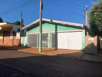 Casa em leilão - rua marechal deodoro, 120 - ipuã/sp - banco santander brasil s/a | z33752