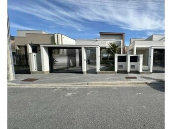 Casa em leilão - Rua Maricá, 69 - Tijucas/SC - Itaú Unibanco S/A  | Z33670