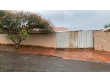 Casa em leilão - Rua da Paz, 32 - Londrina/PR - Banco Bradesco S/A | Z33982