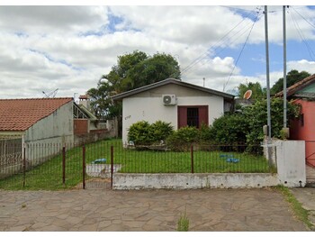 Casa em leilão - Rua Antônio Mercado, 2707 - São Gabriel/RS - Banco Santander Brasil S/A | Z33973