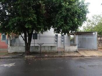 Casa em leilão - Rua Baltazar Rodrigues, 910 - Promissão/SP - Banco Santander Brasil S/A | Z34071