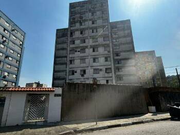 Apartamentos e Flats em leilão - Rua Maria Mercedes Fea, 268 - Santos/SP - Banco Santander Brasil S/A | Z34071