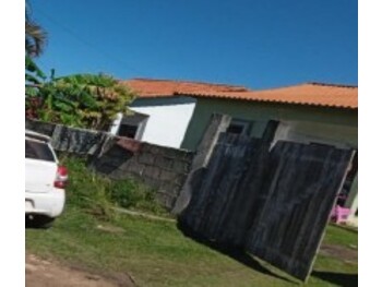 Casa em leilão - Rua José do Patrocínio, 1083 - Araruama/RJ - Itaú Unibanco S/A  | Z33976
