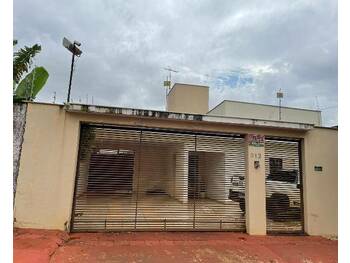 Casa em leilão - Rua Augusto Guerino, 912 - Londrina/PR - Banco Santander Brasil S/A | Z34071
