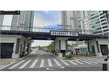 Apartamentos e Flats em leilão - Avenida Parkinson, 72 - Barueri/SP - Banco Bradesco S/A | Z34022