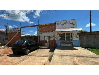 Residencial / Comercial em leilão - Avenida Castelo Branco, 2558 - Cerejeiras/RO - Banco Santander Brasil S/A | Z33711